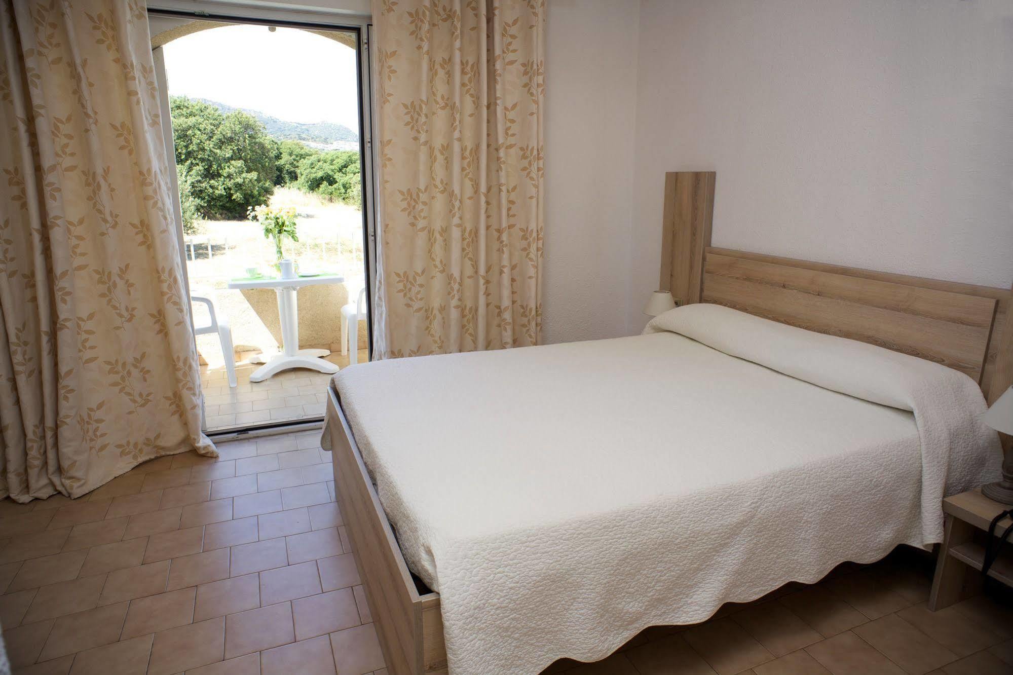 Motel Le Vieux Moulin L'Ile-Rousse  Exterior photo